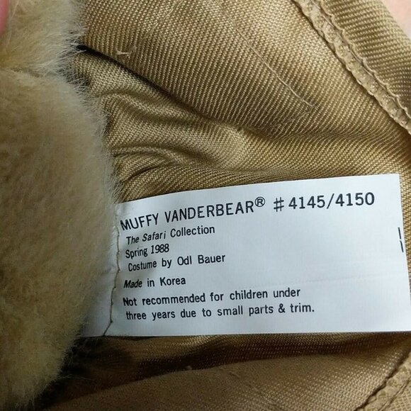 Vintage 1988 Muffy Vanderbear Safari Bear Plush 7.75" - Picture 3 of 3
